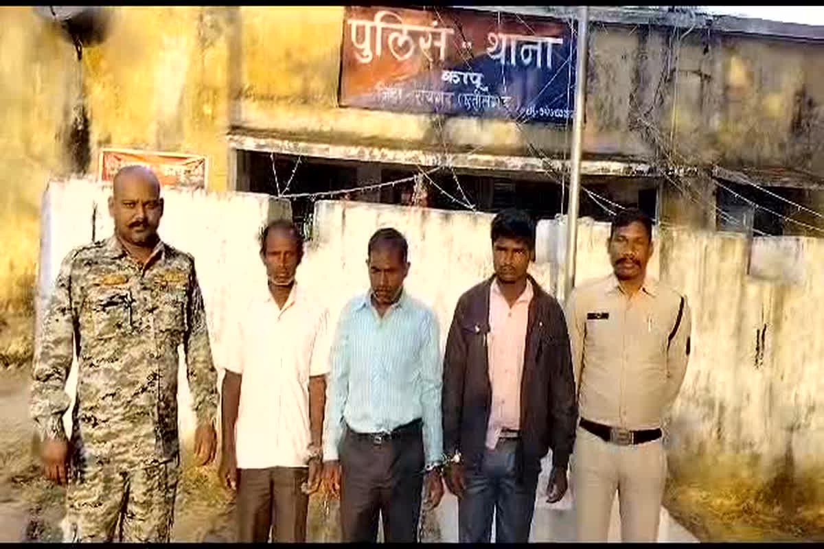 Raigarh Manav Taskari: नाबालिग युवतियों को काम दिलाने के बहाने युवक कर रहे थे ऐसा काम, सूचना मिलते ही चढ़े पुलिस के हत्थे