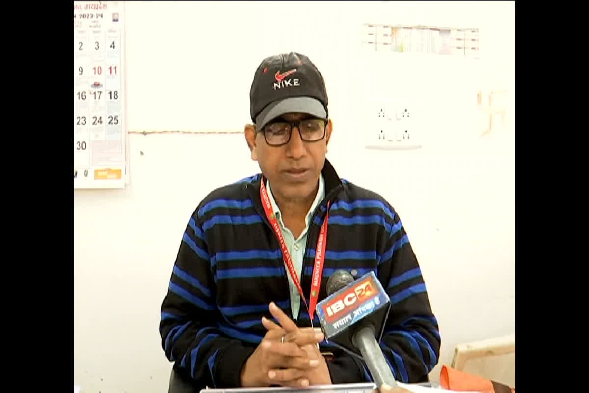 Jabalpur Scholarship Hold : 15 हजार से अधिक स्टूडेंस का स्कॉलरशिप रुका, खाते में अब तक नहीं आई स्कॉलरशिप की राशि