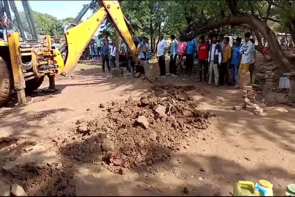 Bulldozer Action In Bhilai