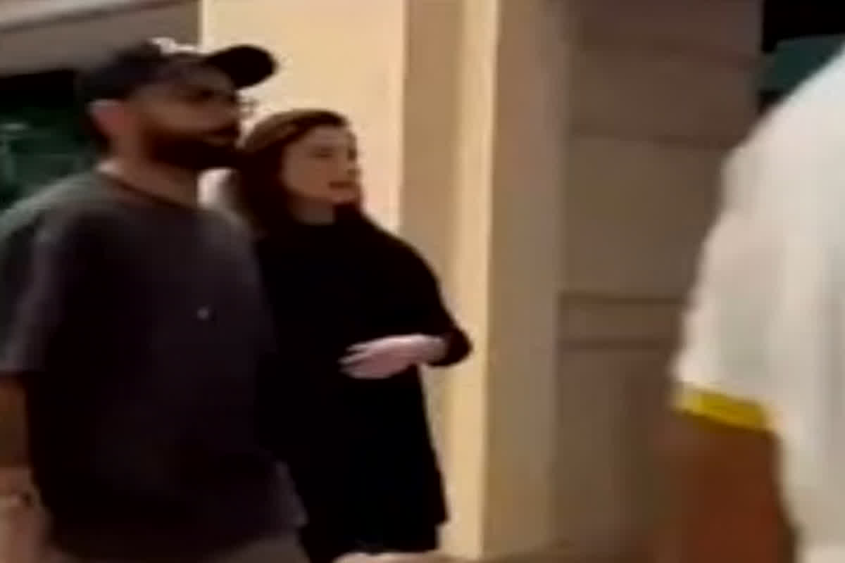 क्या दूसरी बार मां बनने वाली हैं अनुष्का शर्मा? सोशल मीडिया पर वायरल हुआ तस्वीर, दो साल पहले बेटी को दिया था जन्म