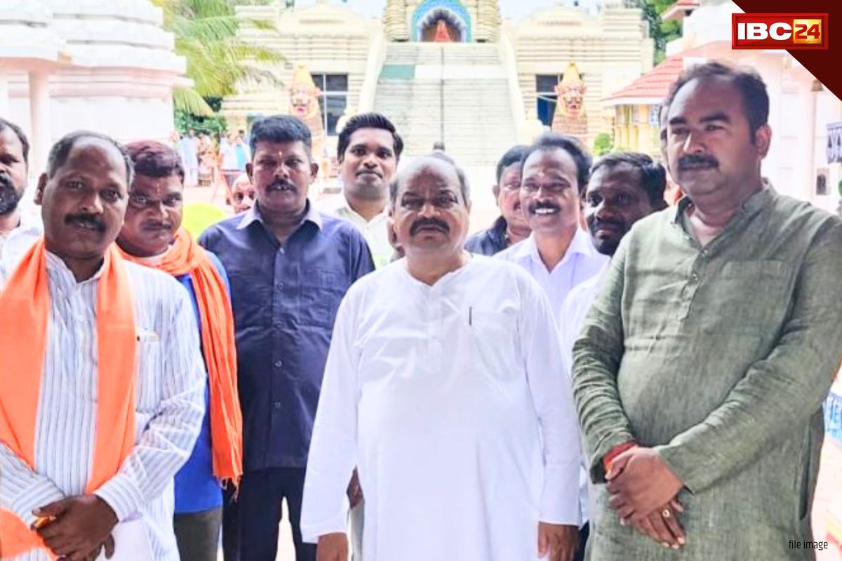 Raipur North Result Live 2023: ‘भगवान जगन्नाथ के दर पर पुरंदर’.. मतगणना से पहले मन्दिर पहुँच कर लिया आशीर्वाद, कर रहे जीत की कामना