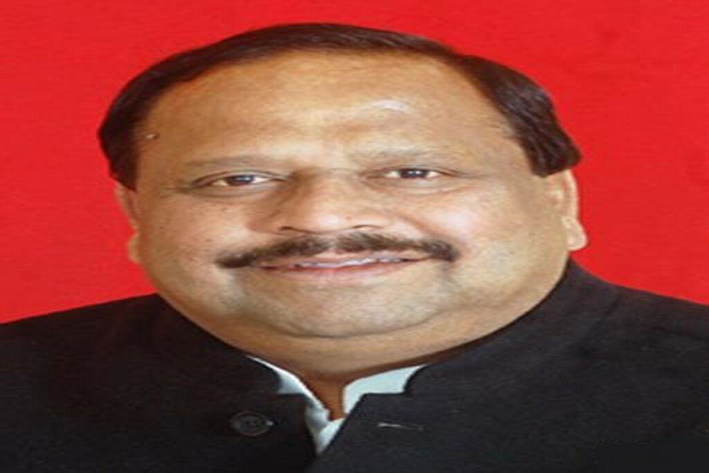 Ratlam MLA Chetan Kashyap sacrificed his salary