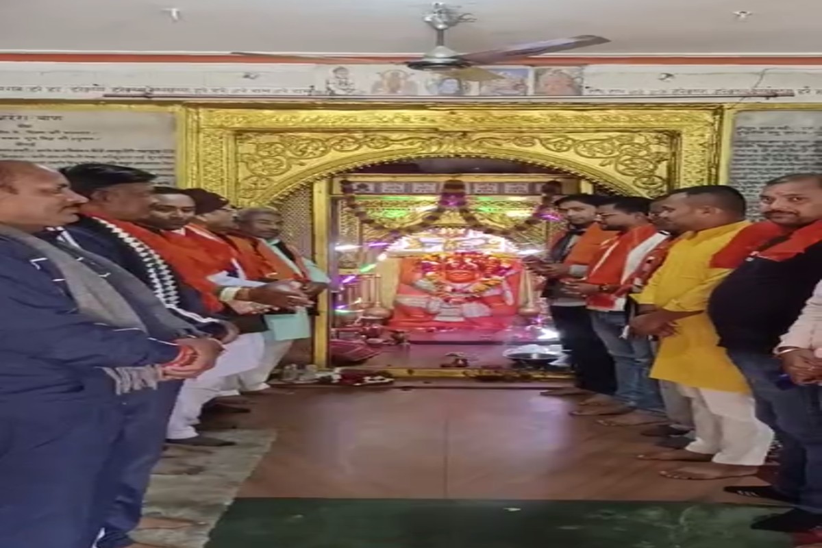 Recitation of Hanuman Chalisa for Shivraj: शिवराज सिंह चौहान फिर बने सीएम, मंदिर में चल रहा हनुमान चालीसा का पाठ