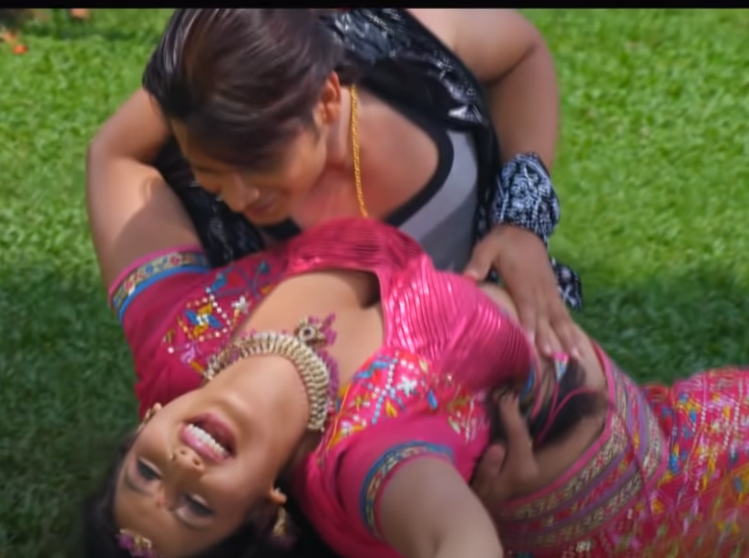 Rani Chatterjee New Sexy Video : रानी चटर्जी का सुहागरात वाला वीडियो हुआ वायरल, पति के साथ ऐसा काम करती दिखी एक्ट्रेस