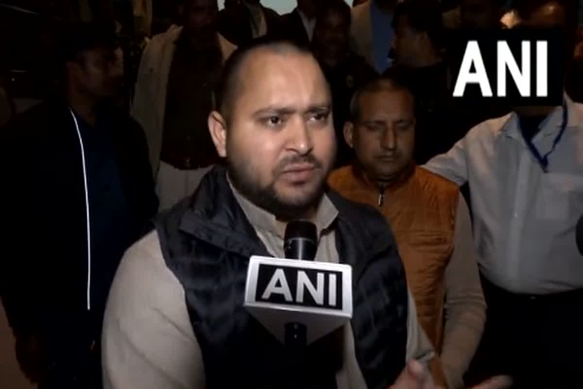 Today LIVE Update 26th December 2023: लगभग साढ़े 4 लाख नियोजक शिक्षकों को टेस्ट पास करने के बाद राज्य कर्मियों का दर्जा दिया जाएगा: उपमुख्यमंत्री तेजस्वी यादव