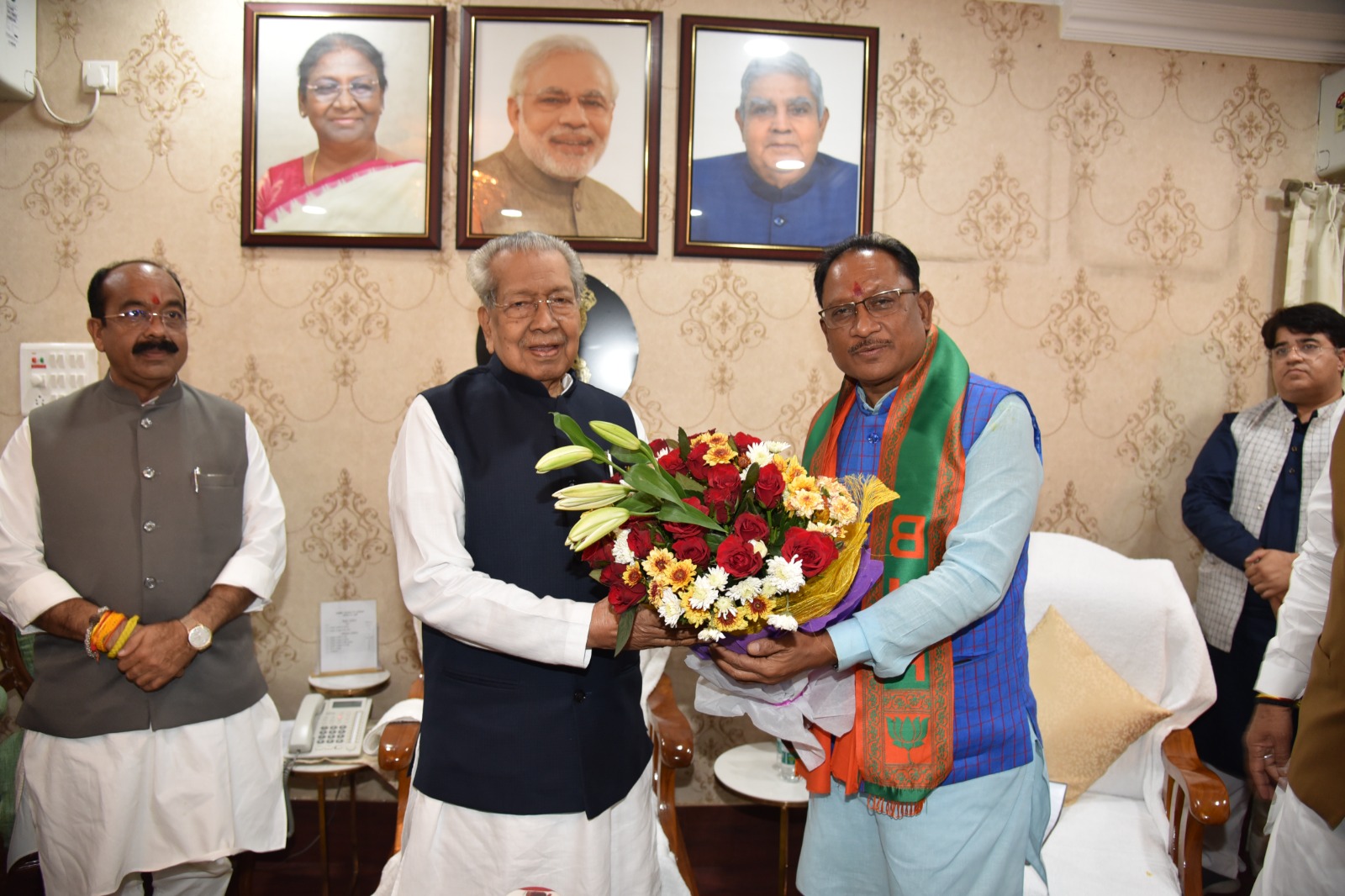 CM Vishnudeo Sai on Deputy CM : रमन सिंह हो सकते हैं ​विधानसभा अध्यक्ष, डिप्टी CM के नाम पर नए सीएम विष्णुदेव साय ने कही ये बात…जानें पूरी खबर