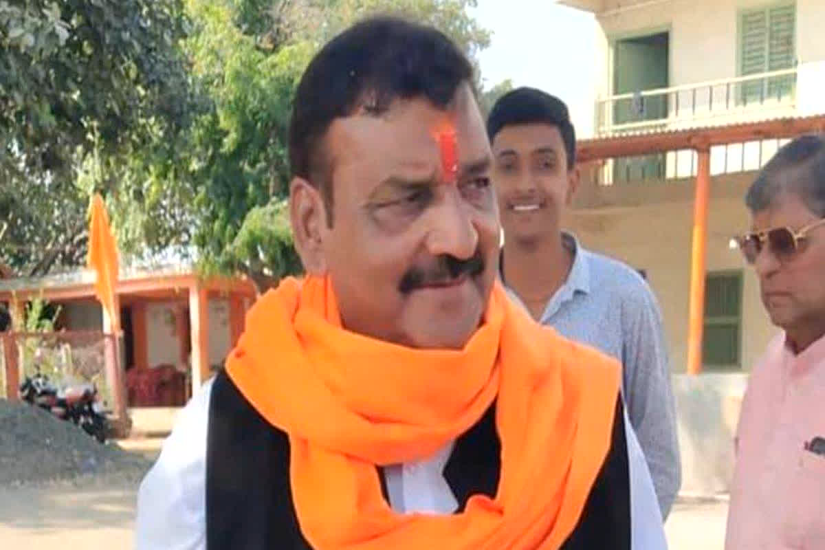 Loan Scam: कांग्रेस राज के घोटालों का हुआ खुलासा, ऋण घोटाल मामले में पूर्व विधायक सहित 10 अन्य आरोपियों की जेल में कटेंगे दिन