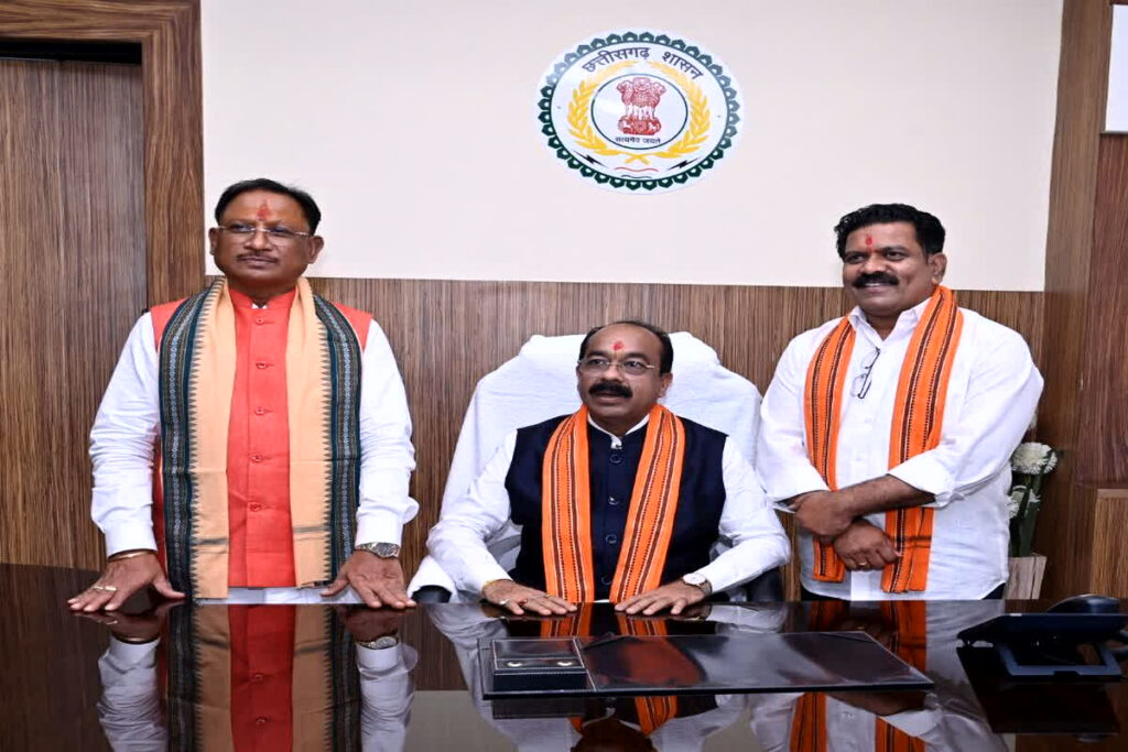 Deputy CM Arun Sao and Vijay Sharma