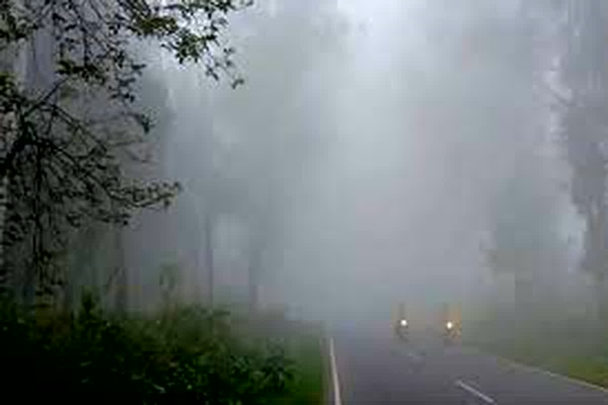 Chhattisgarh Weather Update: प्रदेश में बारिश ने बढ़ाई ठिठुरन, अगले 2 दिनों में और गिरेगा पारा, बढ़ेगी कड़ाके की ठंड…