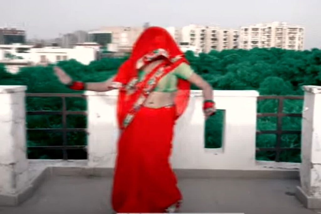 Bhabhi Ka Desi Dance