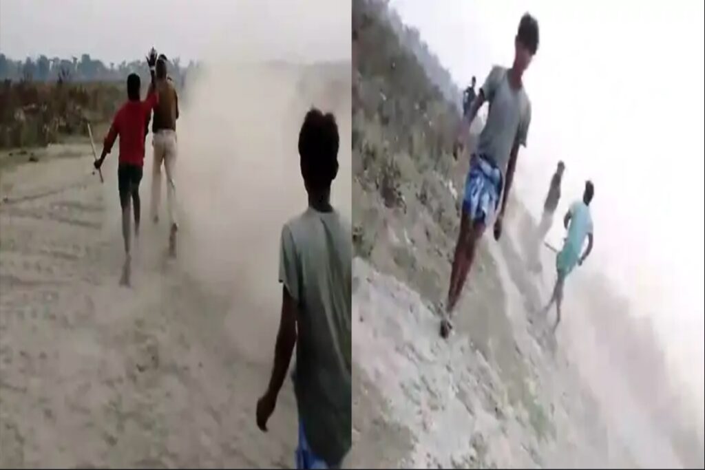 Sand mafia beats up policemen