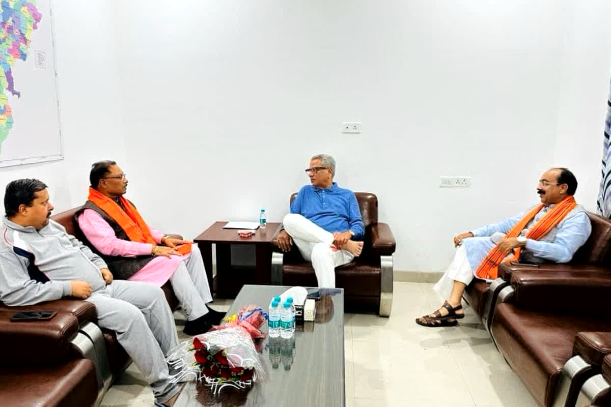 Chhattisgarh Deputy CM: छत्तीसगढ़ में बनेंगे सिर्फ एक उप मुख्यमंत्री..? नितिन नबीन के ट्वीट से जताई जा रही ऐसी आशंका