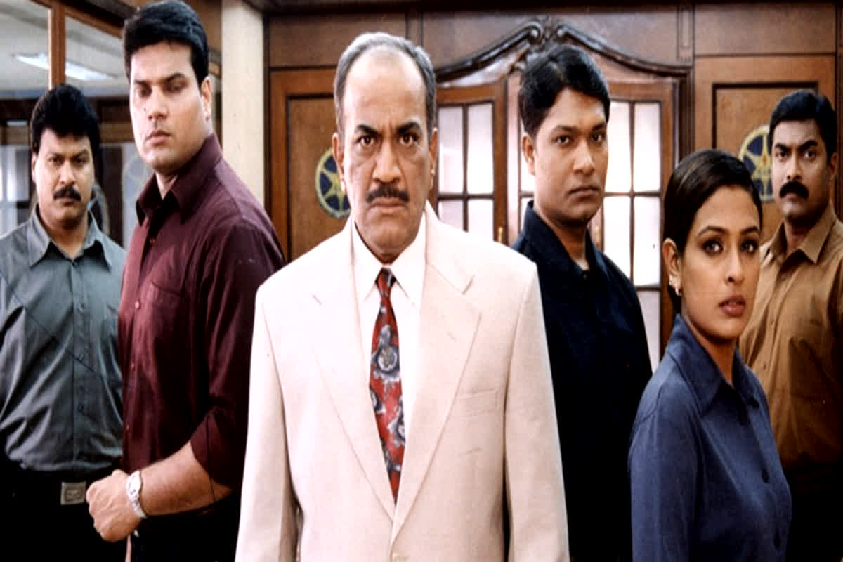 Dinesh Phadnis News: CID के फेमस अभिनेता का निधन, टीवी जगत में छाई शोक की लहर