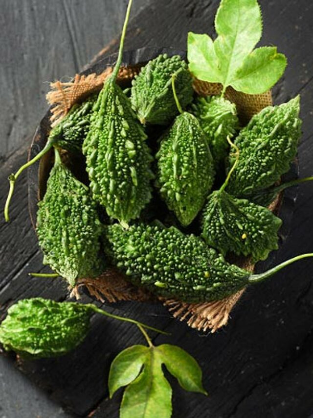 Bitter Gourd Health Benefits स्वाद में कड़वा लेकिन सेहत से भरपूर है