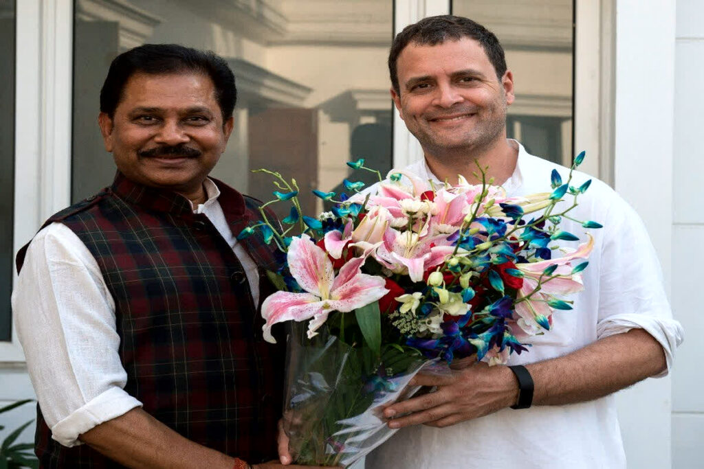 Dheeraj Sahu with rahul gandhi: