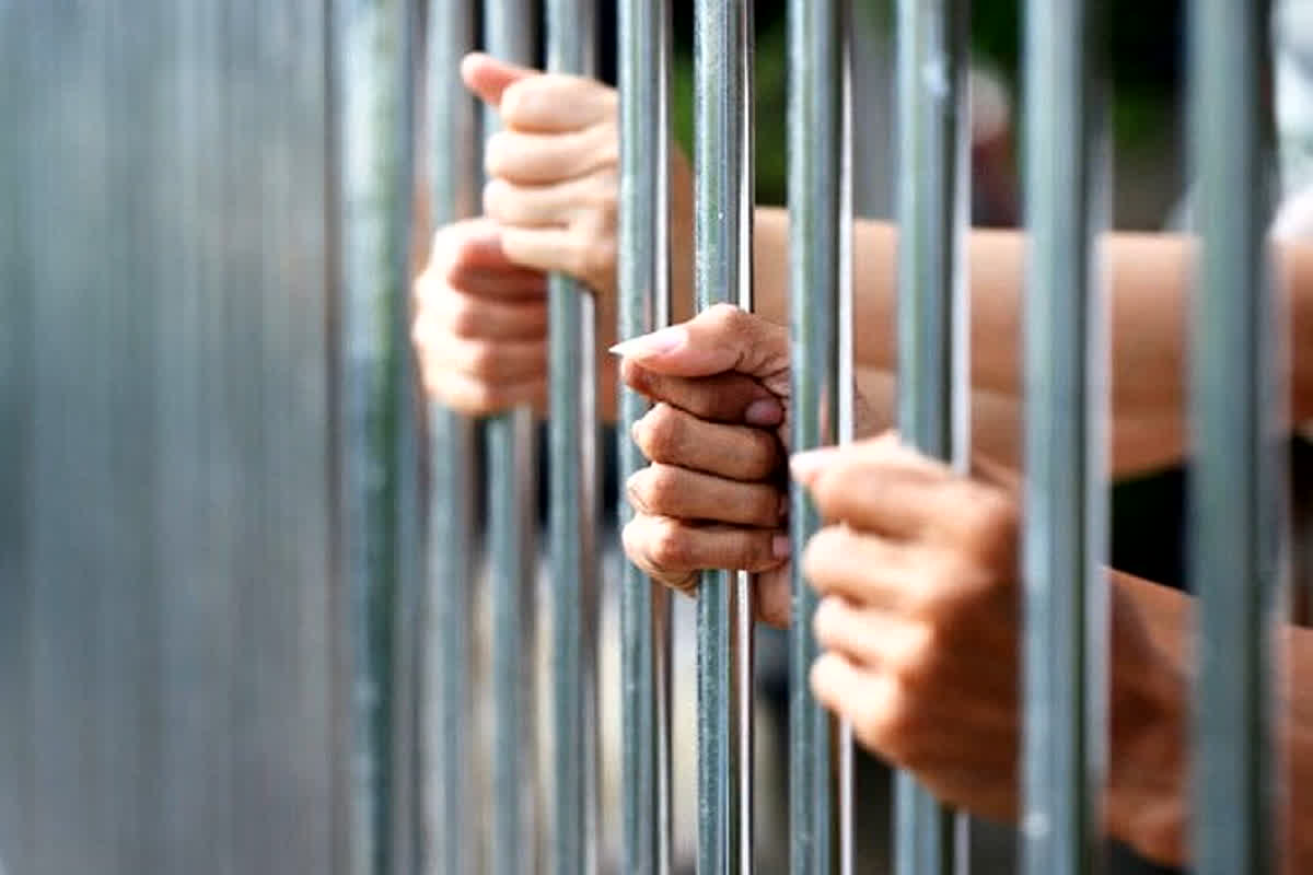 7 prisoners HIV positive: जेल में HIV पॉजिटिव मिले 7 बंदी, स्वास्थ्य विभाग में मचा हड़कंप