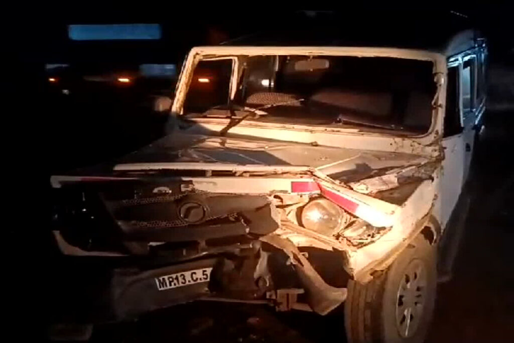 Khargone Road Accident