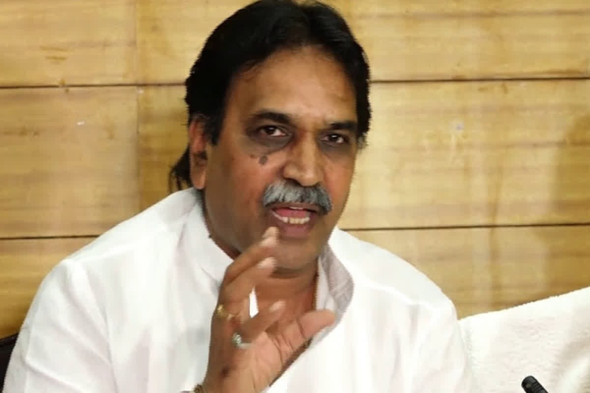 Raipur West Vidhan sabha chunav result 2023: प्रदेश में बीजेपी की रुझान, रायपुर पश्चिम से राजेश मूणत ने मारी बाजी…