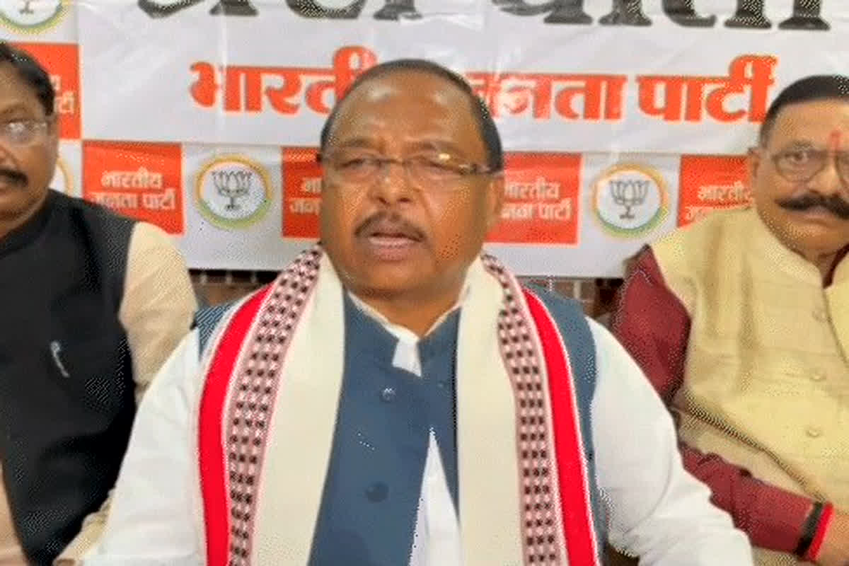 CG Protem Speaker Oath Ceremony: रामविचार नेताम आज लेंगे प्रोटेम स्पीकर की शपथ, CM-डिप्टी सीएम कार्यक्रम के बाद दिल्ली के लिए होंगे रवाना…