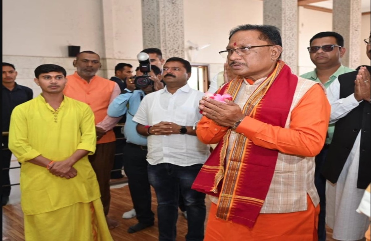 Oath Taking Ceremony in CG: छत्तीसगढ़ के नए CM विष्णुदेव साय 13 दिसंबर को लेंगे शपथ, PM मोदी समेत कई राज्यों के मुख्यमंत्री होंगे शामिल…