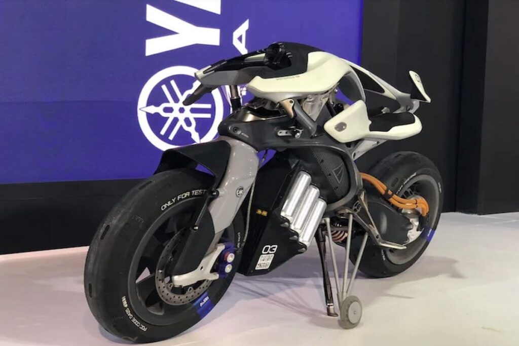 Yamaha Motoroid 2