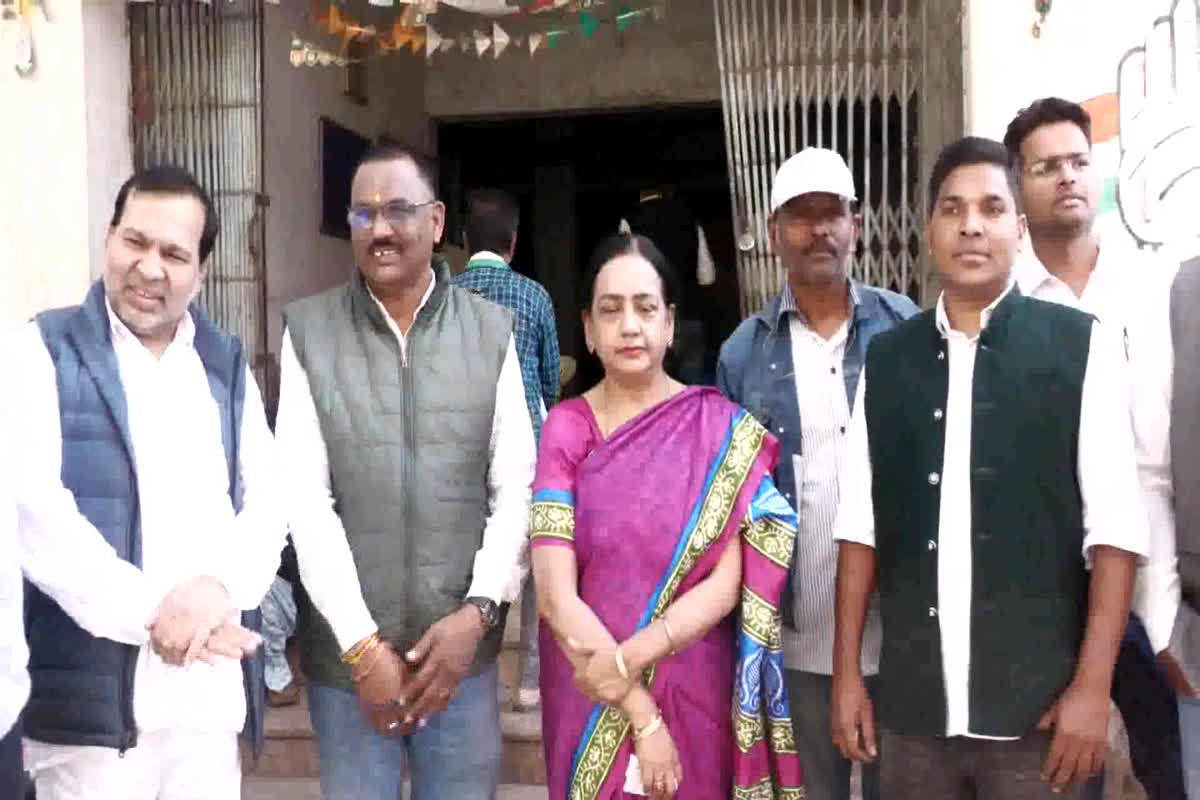 Loksabha Chunav 2024: लोकसभा चुनाव में टिकट को लेकर शुरू हुआ दावेदारी का दौर, भाजपा व कांग्रेस दोनों ही दलों में हुई शुरू बैठकें