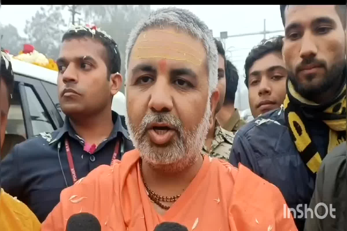 Saint Atuleshanand Acharya Shekhar: ‘इस्लामीकरण निशानियां देश में समाप्त हो रही है’, जानें संत अतुलेशानंद आचार्य शेखर ने ऐसा क्यों कहा