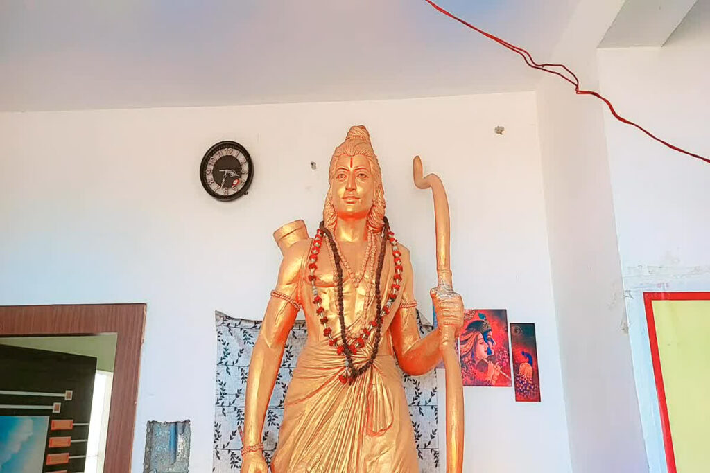Ram Mandir In Guna