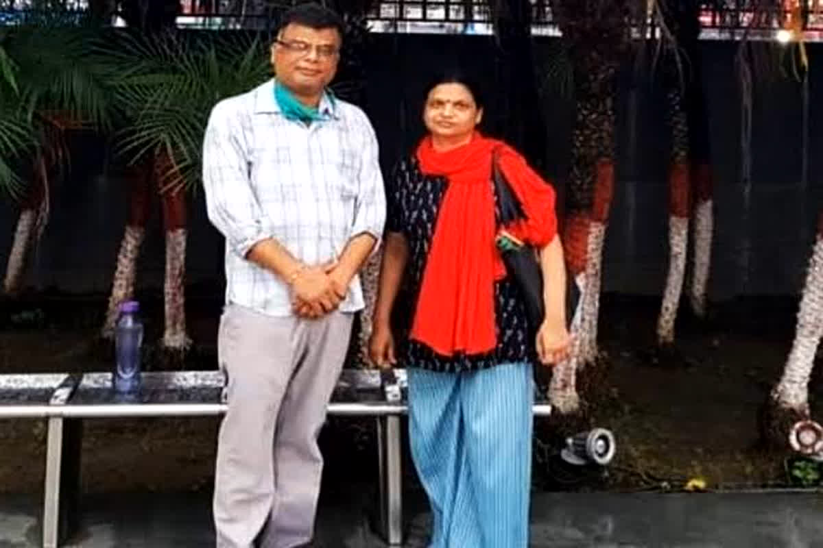 Sagar Crime News: बंद कमरे में माता-पिता का शव देख उड़े बेटे के होश, सुसाइड नोट में लिखी ये बातें