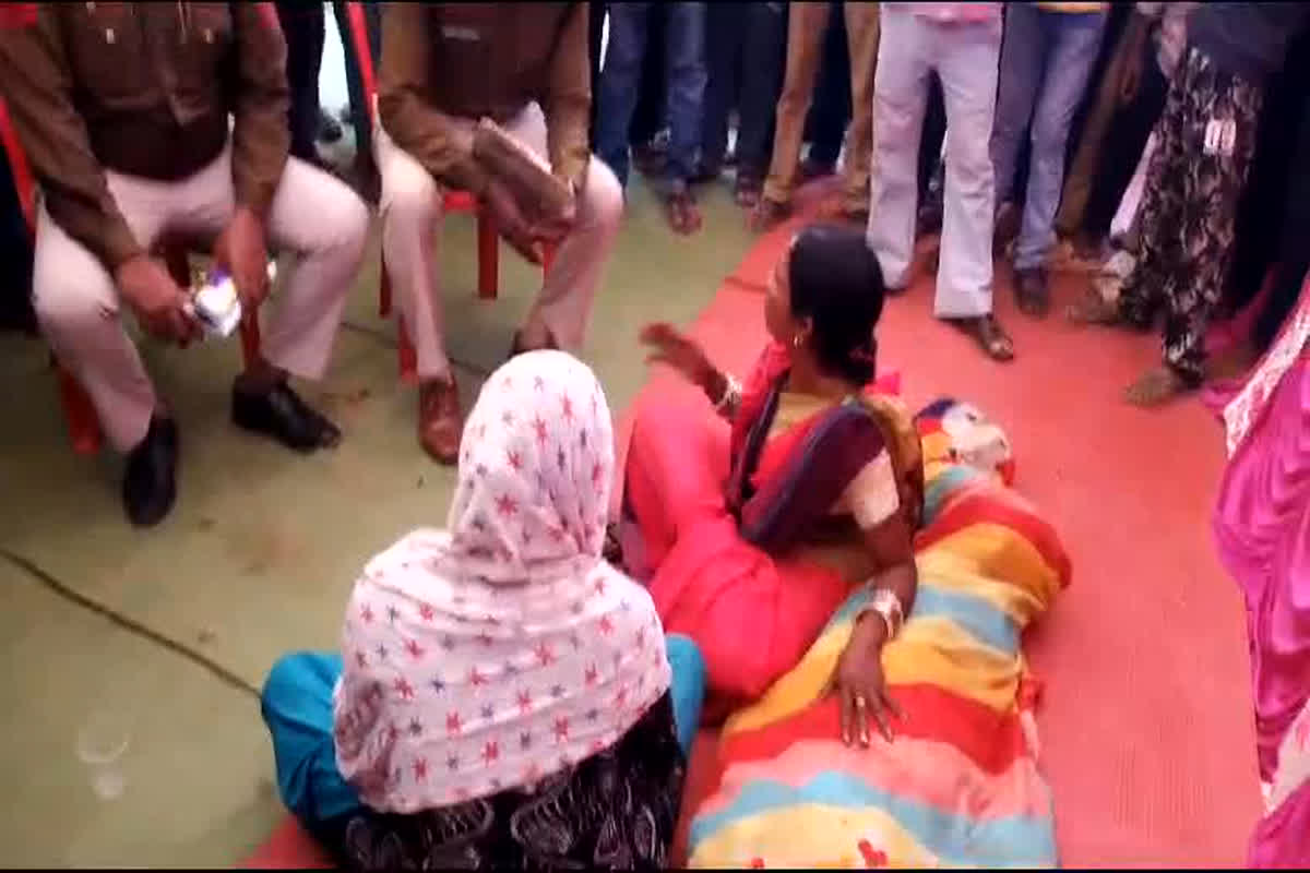 Sakti News: पति की बीमारी दूर करने लिया चंगाई सभा का सहारा, अंधविश्वास के चलते हुई मौत, इलाके में फैली सनसनी