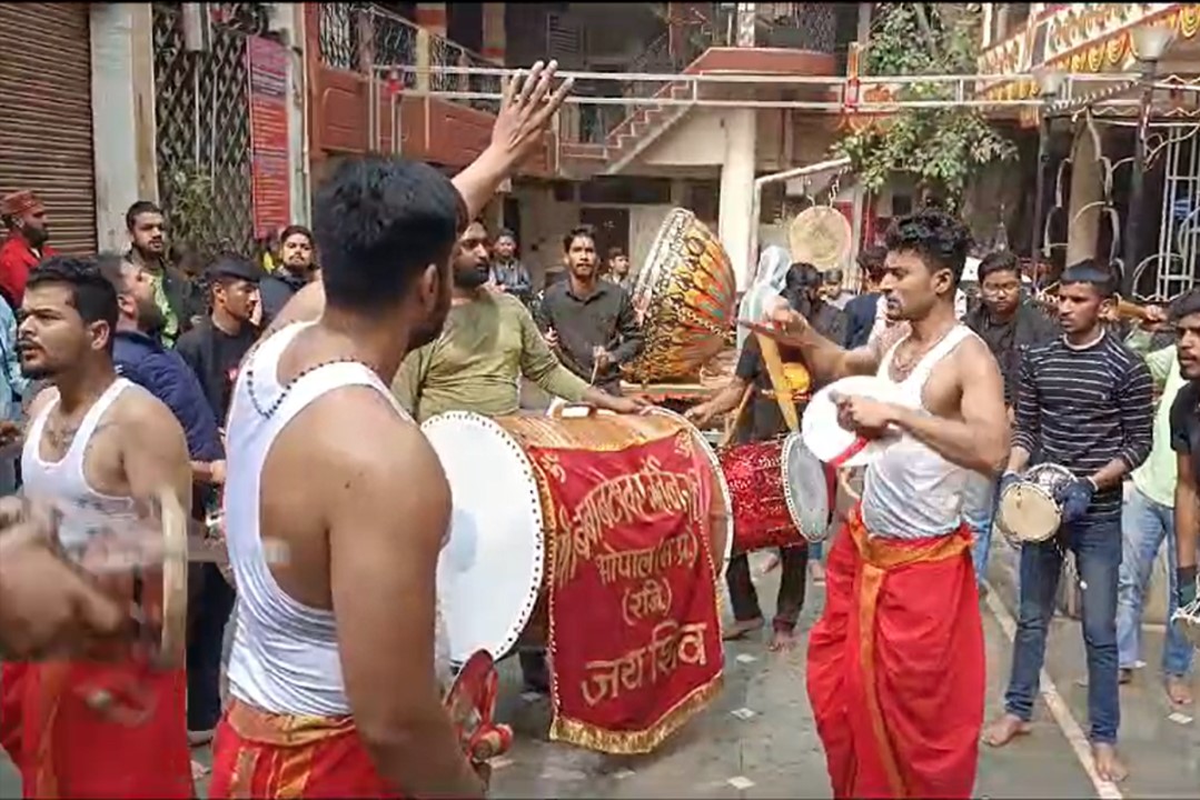 Ram Mandir Inaugration: राम मंदिर में गुंजेगी भोपाल के डमरू का नाद, अयोध्या से ‘डमरू टीम’ को आया विशेष बुलावा