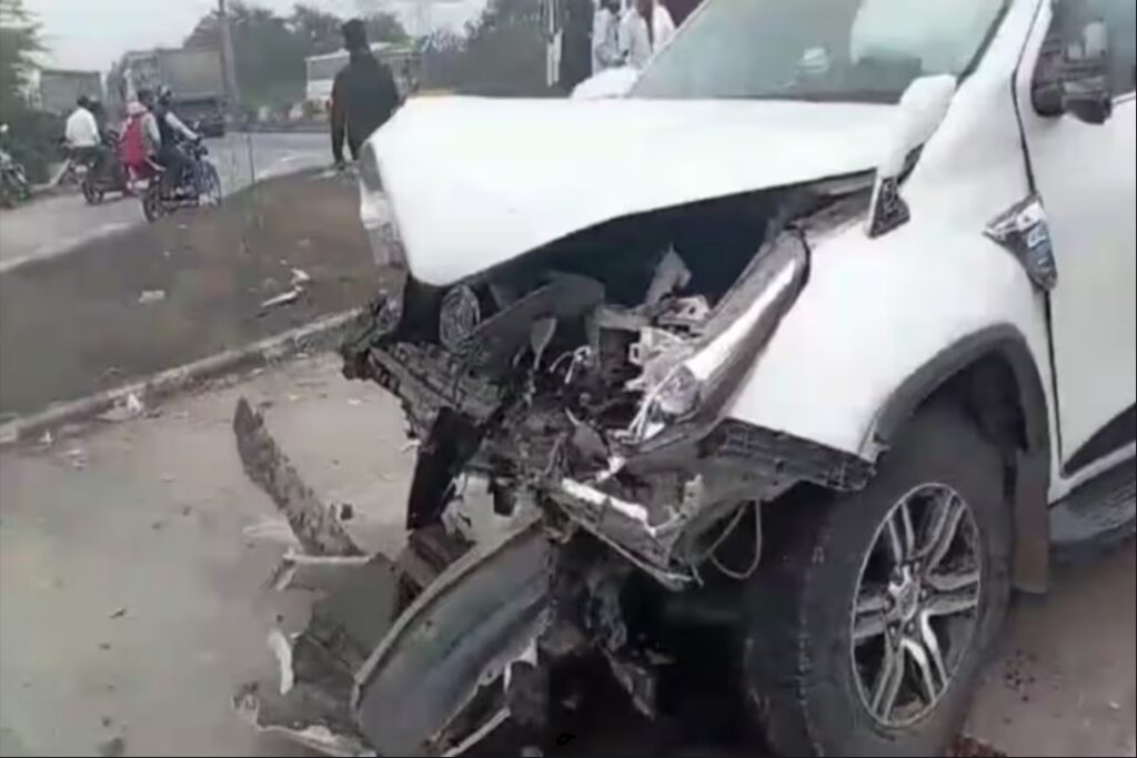 BJP MLA Jawaharlal Rajput's car accident