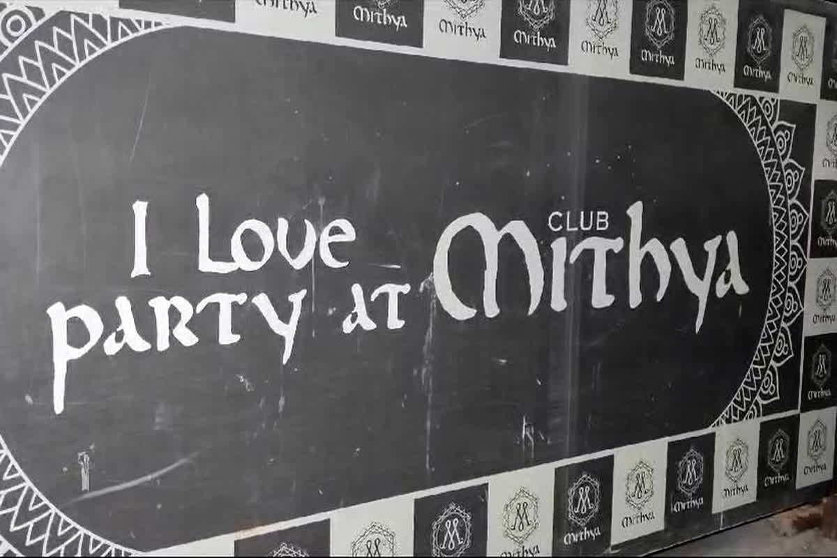 Ruckus in Pub: देर रात पब में बवाल, सेना के जवानों ने की जमकर तोड़फोड़, जानिए किस बात को लेकर दारू का अड्डा बना जंग का मैदान