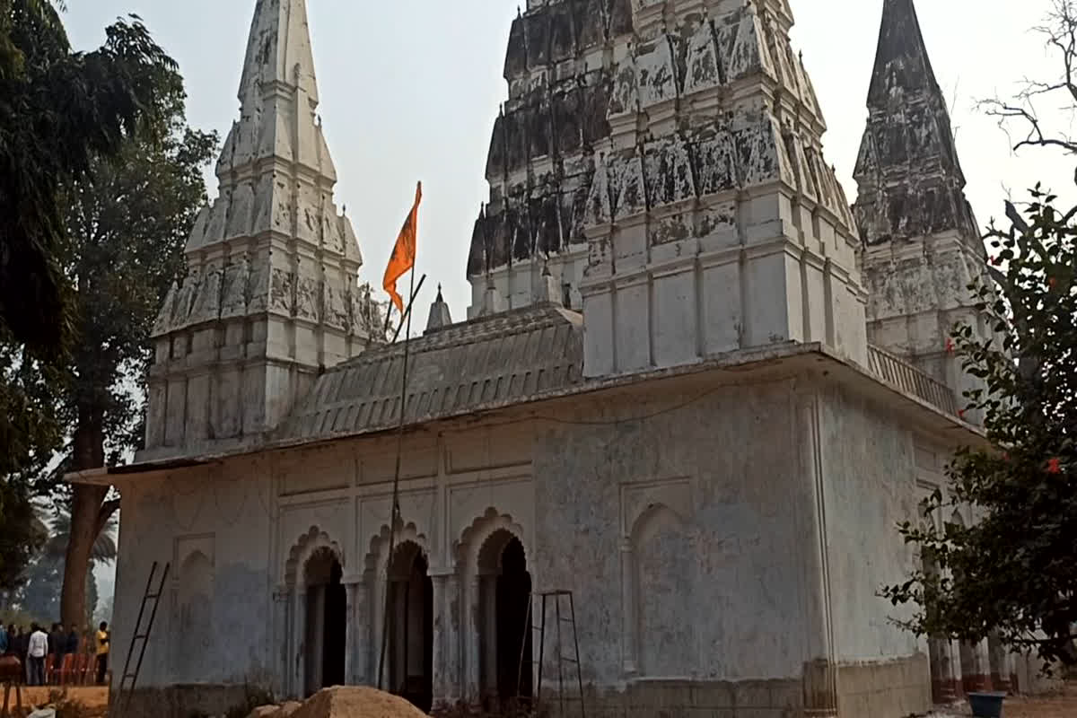 Prachin Ram Mandir in Chhattisgarh: छत्तीसगढ़ में स्थित है प्रभु श्री राम का बेहद प्राचीन मंदिर, 22 जनवरी के लिए की जा रही खास साज सज्जा, इस राजा ने बनवाया था 200 साल पहले