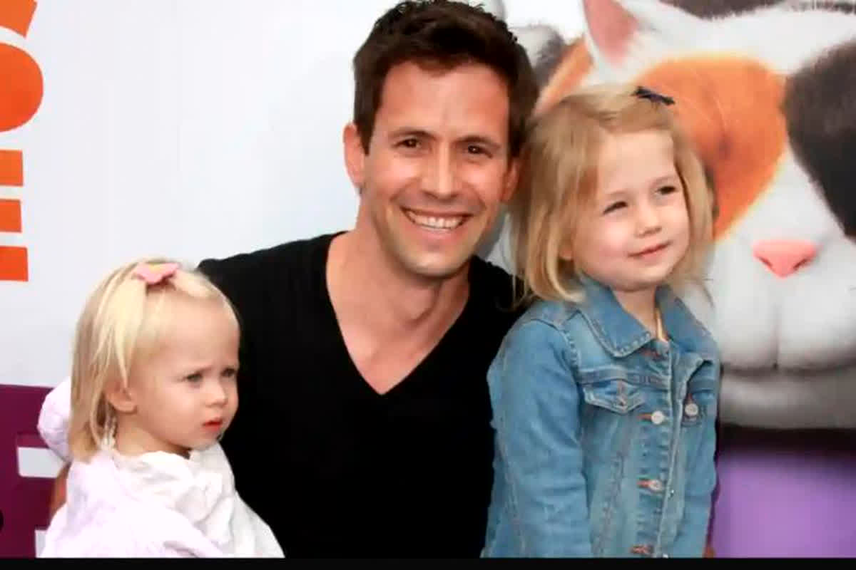 Christian Oliver Died in Plane Crash : विमान दुर्घटना में दिग्गज अभिनेता और दो बेटियों की मौत, पायलट ने भी गंवाई जान