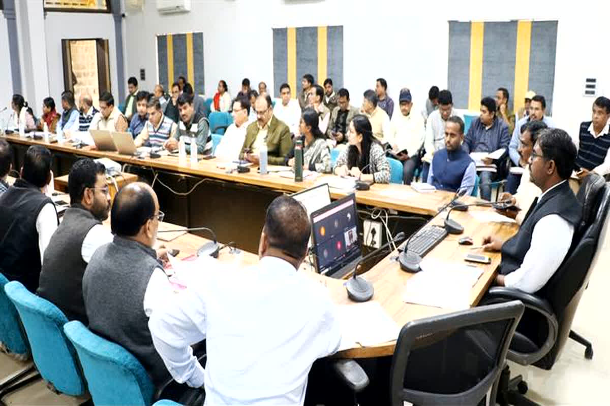 SDM Stay Night on Village: तीन दिन गांवों में रात गुजारेंगे SDM, जिला कलेक्टर ने दिए निर्देश, कहा- तब समझेंगे गांव, गरीब और किसान की समस्याएं