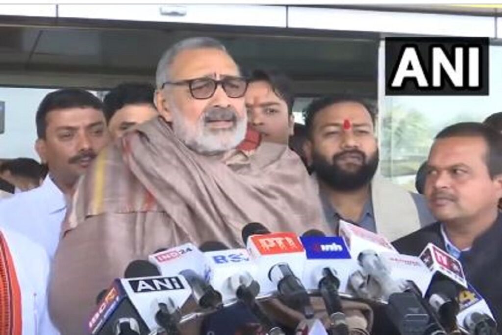Giriraj singh on Congress