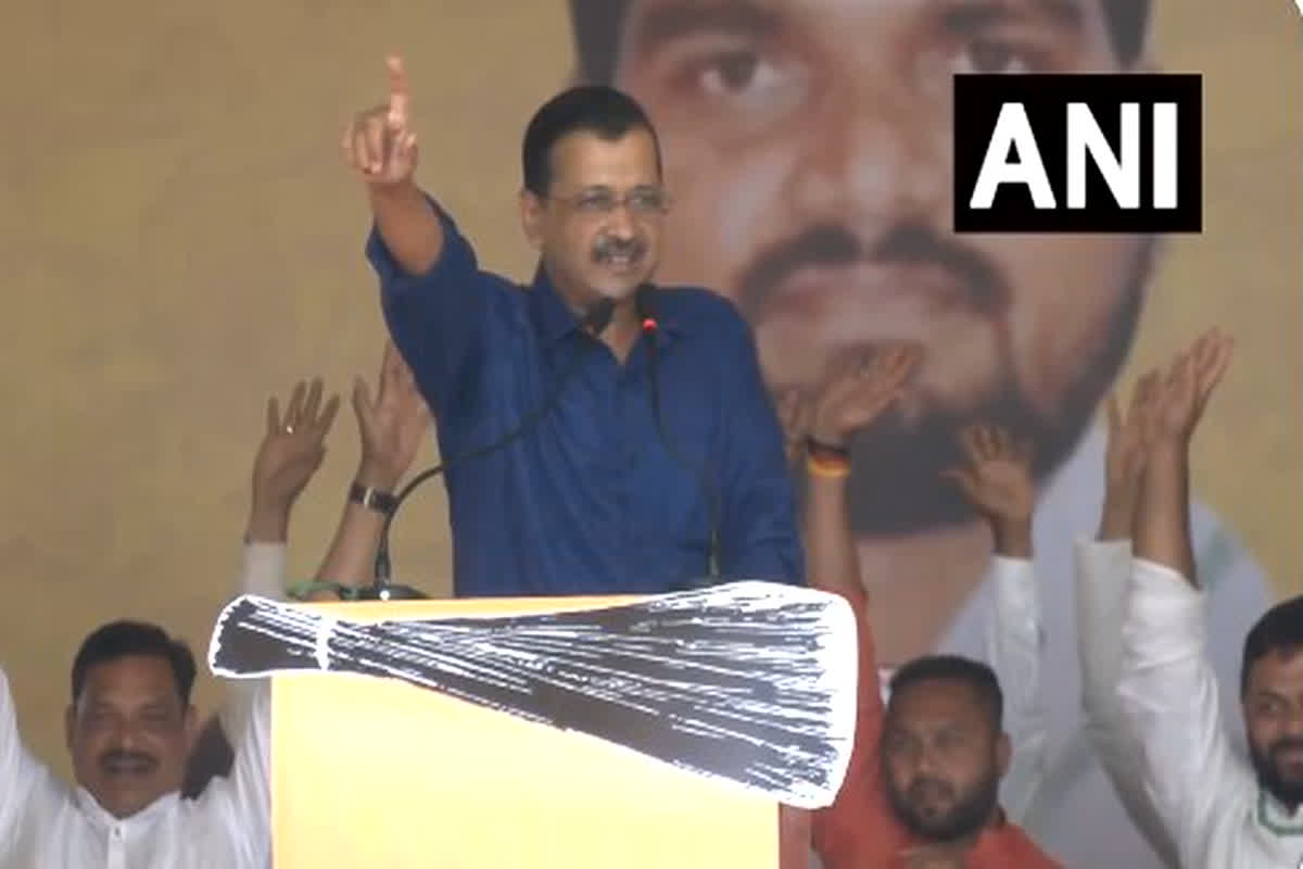 MLA Chaitar Vasava: जेल में बंद विधायक लड़ेंगे चुनाव, गुजरात पहुंचे सीएम केजरीवाल ने किया बड़ा ऐलान