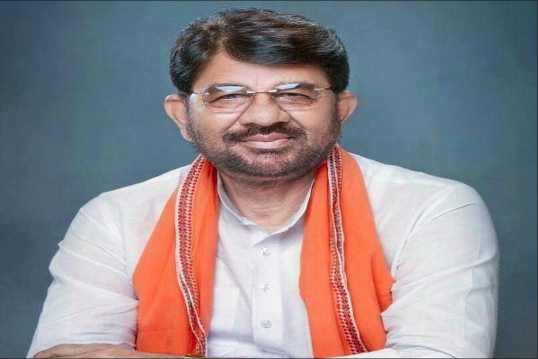 Congress Rejects Ayodhya Invite : सीएम डॉ. मोहन यादव के मंत्री ने कांग्रेस पर साधा निशाना, निमंत्रण ठुकराने को लेकर कह दी ये बात..