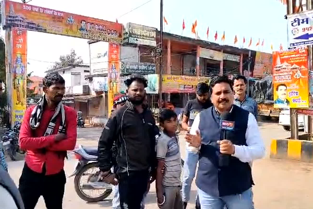 Raisen News: राम भक्ति में लीन हुआ सनातन समाज, 108 किलो तेल के दीएं जलाकर करेंगे 1100 हनुमान चालीसा का पाठ