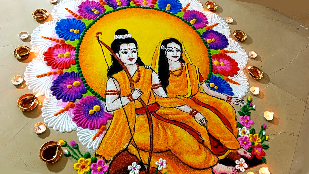 रंगोली बनाना आपको पसंद है तो अलग-अलग रंगों की मदद लेकर अपने घर में सुंदर रंगोली बना सकते हैं। इस तरीके से आप भगवान श्री राम और देवी सीता की तस्वीर को भी बना सकते हैं। रंगोली का ये डिजाइन काफी सुंदर है।