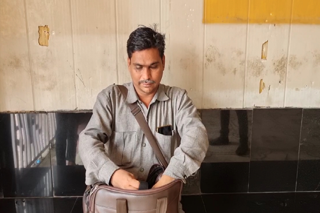 Rambhakt Akbar Taj : एक रामभक्त ऐसा भी..! अकबर ताज के रोम-रोम में बसे हैं राम, अपनी रचनाओं से देशभर में करते हैं रामलला का गुणगान..