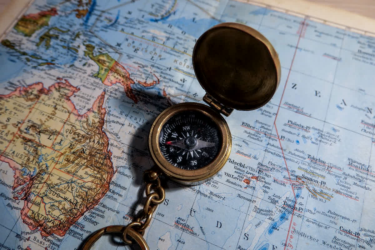 Vastu Upay: आर्थिक तंगी से छुटकारा पाने के लिए घर की उत्तर दिशा में लगाएं ये चीज, कभी नहीं होगी पैसों की कमी