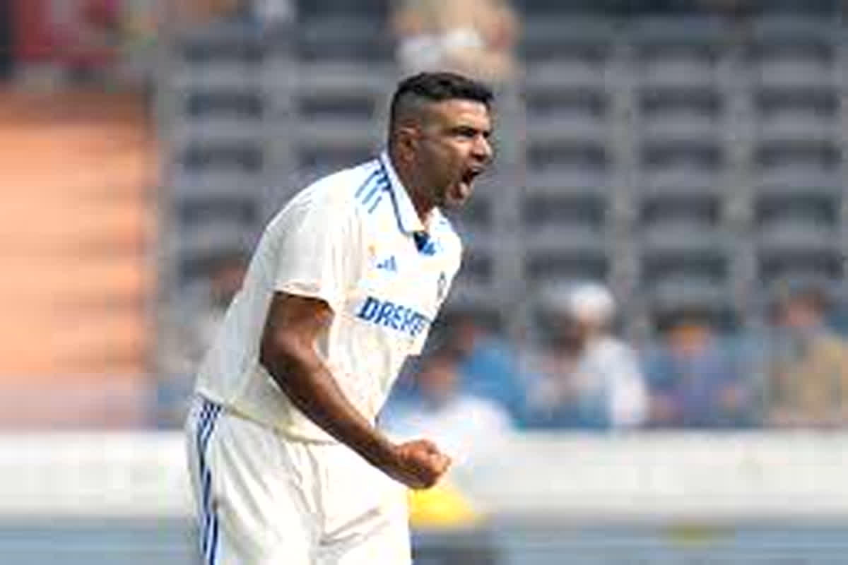 R Ashwin 500 test Wickets: इतिहास के पन्नों में दर्ज हुआ अश्विन का नाम, 500वां विकेट लेते ही अनिल कुंबले को छोड़ा पीछे