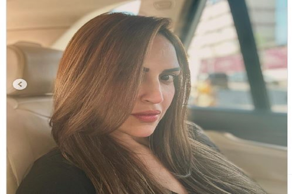 Esha Deol Announced Separation: शादी के 12 साल बाद एक्ट्रेस का पति से तलाक, फैंस को लगा तगड़ा झटका