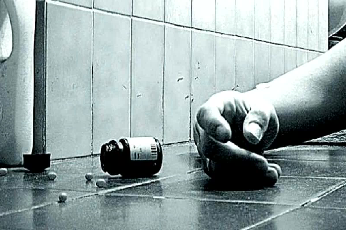 Farmer consumed poison outside collector chamber