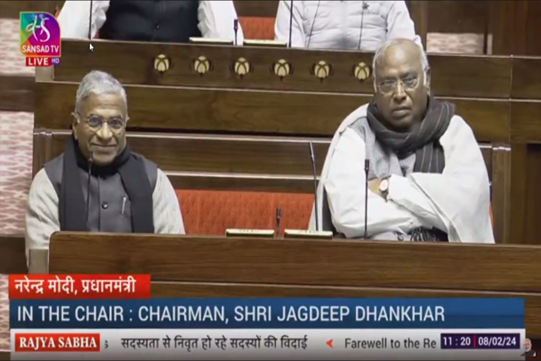 PM Modi On Kharge: लोकसभा चुनाव से पहले पीएम ने खरगे को बताया काला टीका! कहा- नजर न लगे इसलिए लगा लेना