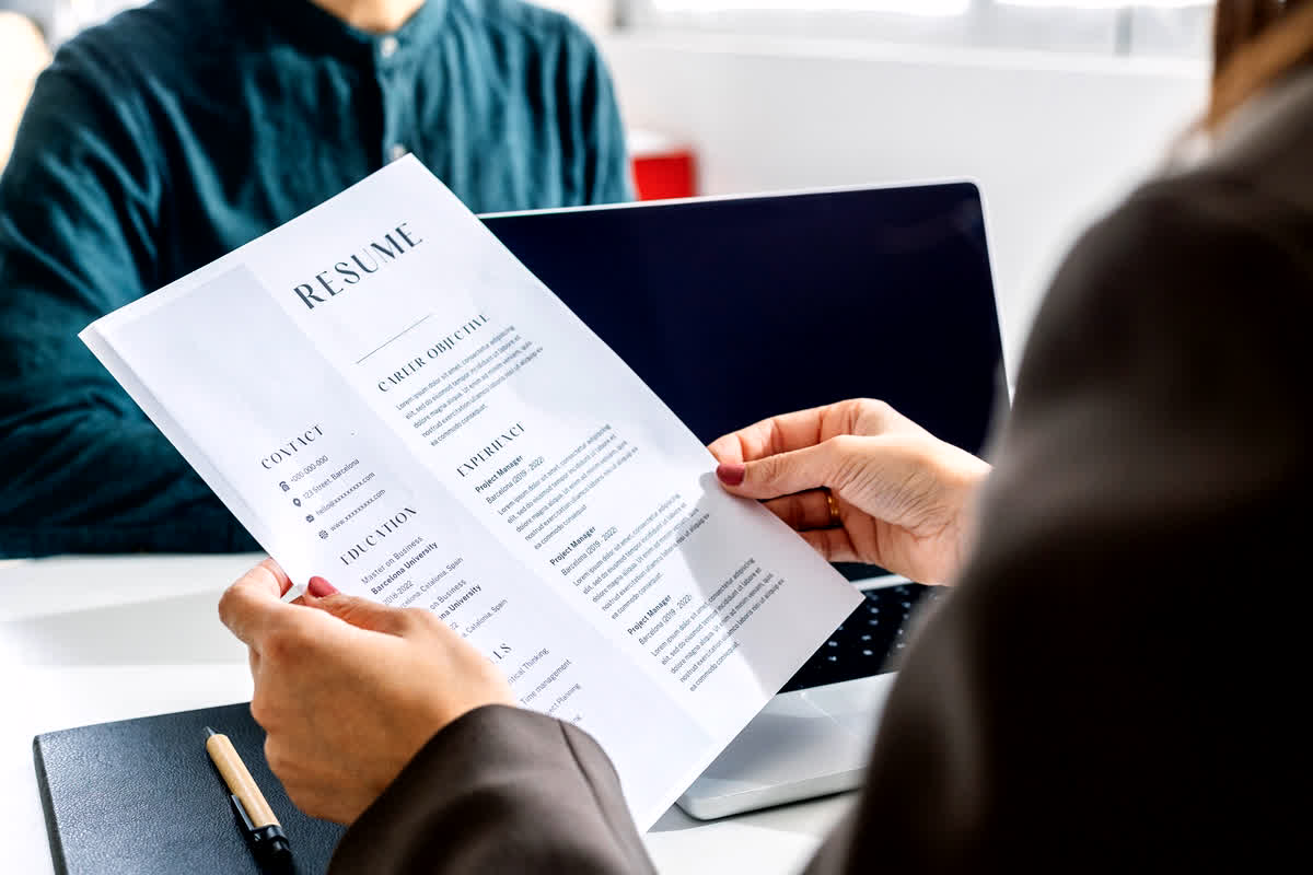 Strong Biodata Tips: अपने बायोडाटा को मजबूत बनाने के लिए फॉलो करें ये स्टेप्स, मिलेंगे अच्छे जॉब ऑफर