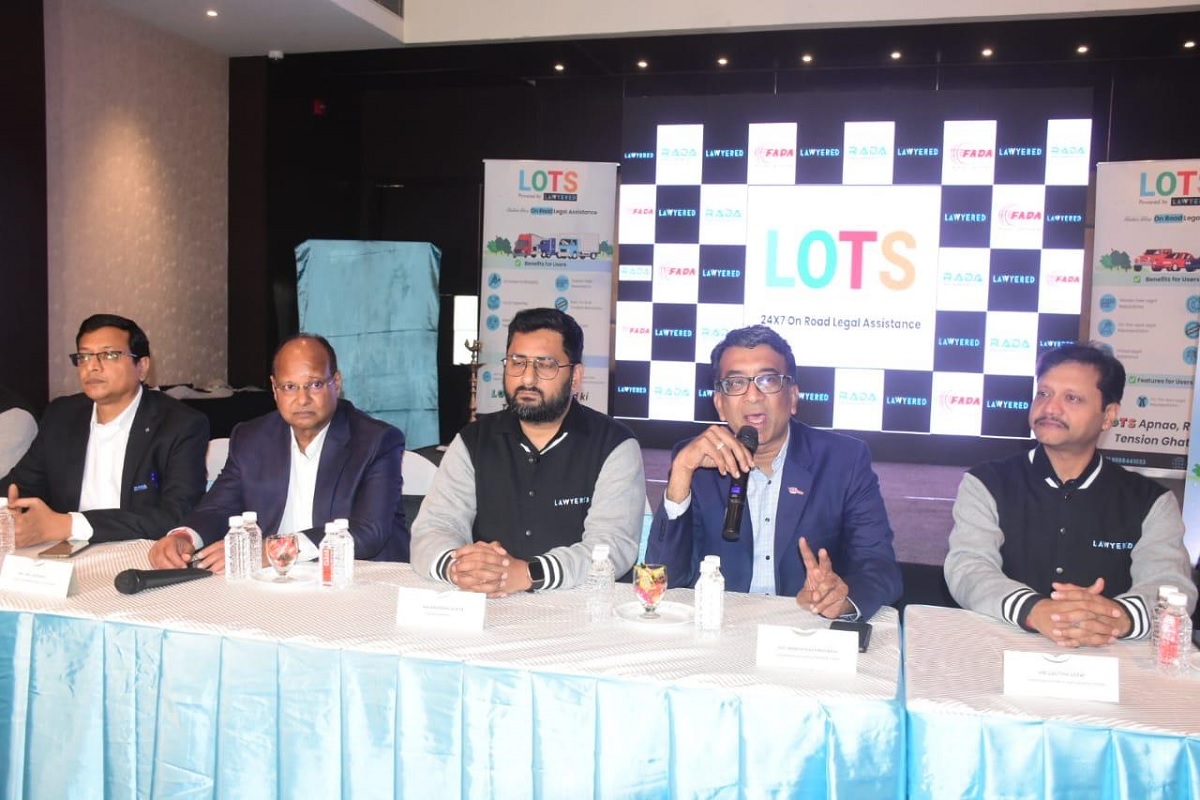 Raipur Latest News: राजधानी में ऑटोमोबाइल डीलरों के साथ LOTS की सफल लॉन्चिंग.. सड़क पर कानूनी मदद की दिशा में रखा बड़ा कदम