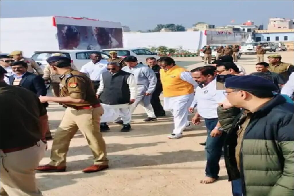 Amitabh Bachchan reached Ayodhya